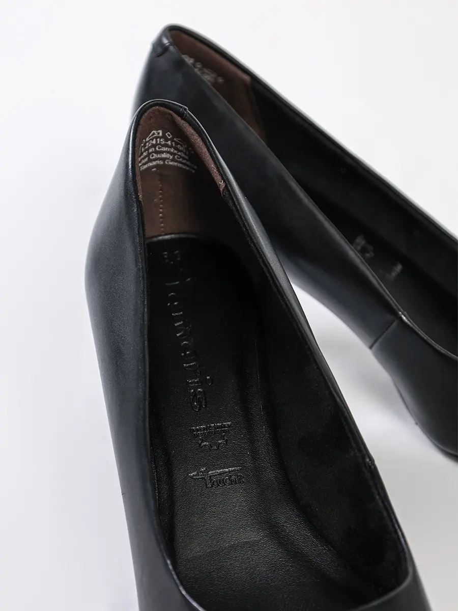 Туфли-лодочки черного цвета на высоком каблуке